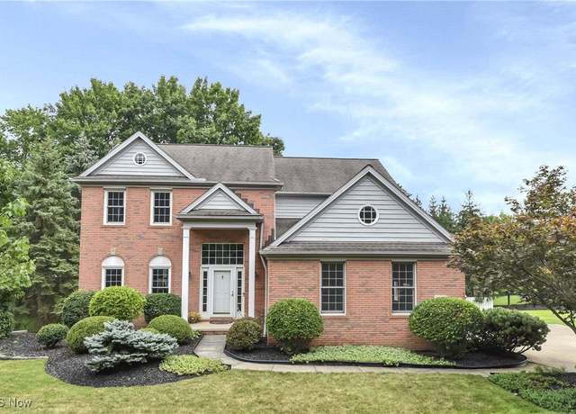 Property at 8129 Washington Ave, North Royalton, OH 44133, 4 beds, 2.5 baths