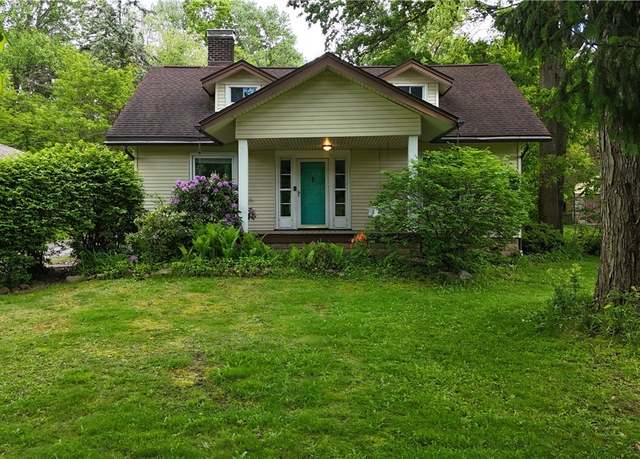 Property at 3261 Darrow Rd, Stow, OH 44224, 3 beds, 1 bath
