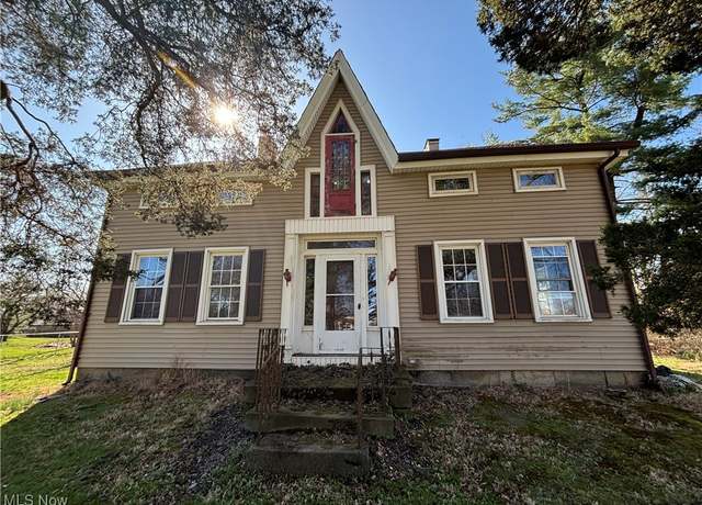 Property at 5710 Youngstown Poland Rd, Youngstown, OH 44514, 4 beds, 1 bath
