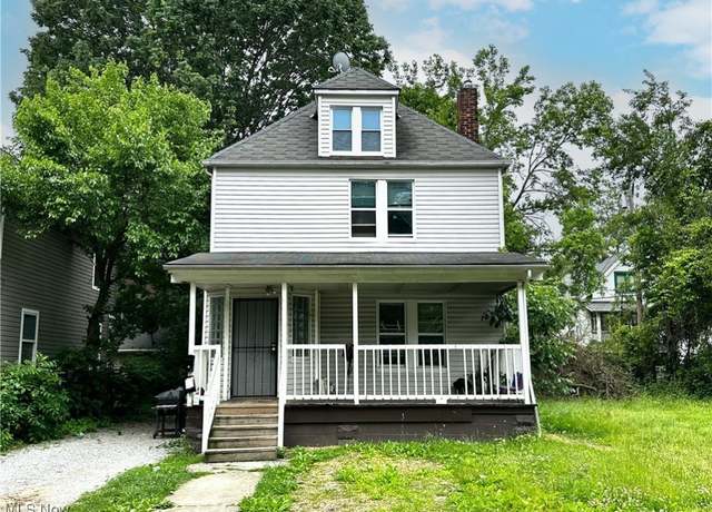 Property at 728 E 93rd St, Cleveland, OH 44108, 4 beds, 2 baths