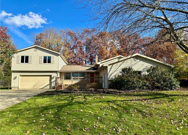 Property at 1660 Roosevelt Ave, Niles, OH 44446, 5 beds, 3.5 baths