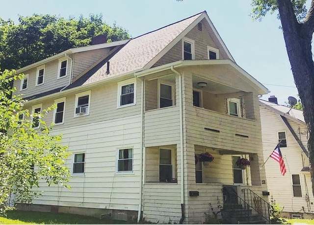 Property at 1331 Hillcrest Dr, Cuyahoga Falls, OH 44221, 5 beds, 3 baths