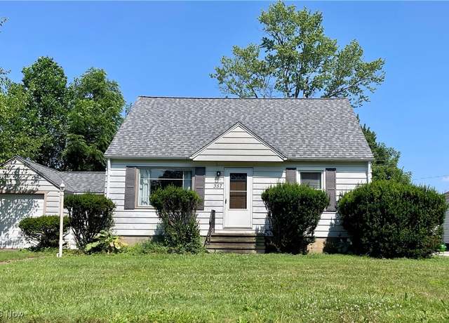 Property at 357 Rockfern Ave, Elyria, OH 44035, 3 beds, 1 bath