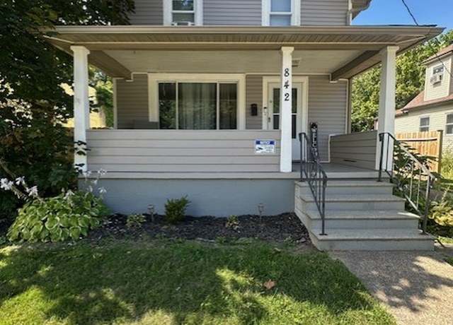 Property at 842 Brownell Ave, Lorain, OH 44052, 3 beds, 1 bath