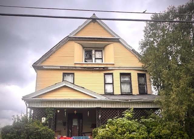 Property at 192 W Chalmers Ave, Youngstown, OH 44507, 4 beds, 1 bath