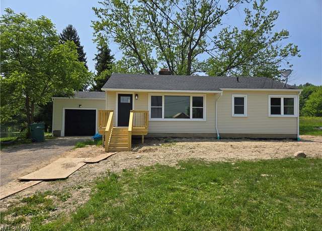 Property at 9364 Bascom Rd, Chardon, OH 44024, 2 beds, 2 baths