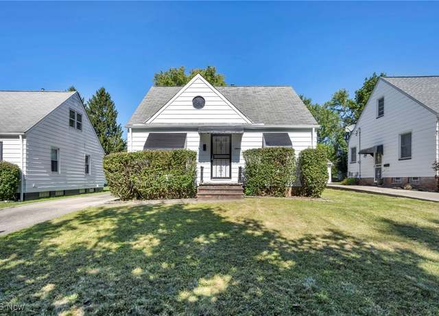 Property at 19915 Maple Heights Blvd, Maple Heights, OH 44137, 3 beds, 1 bath