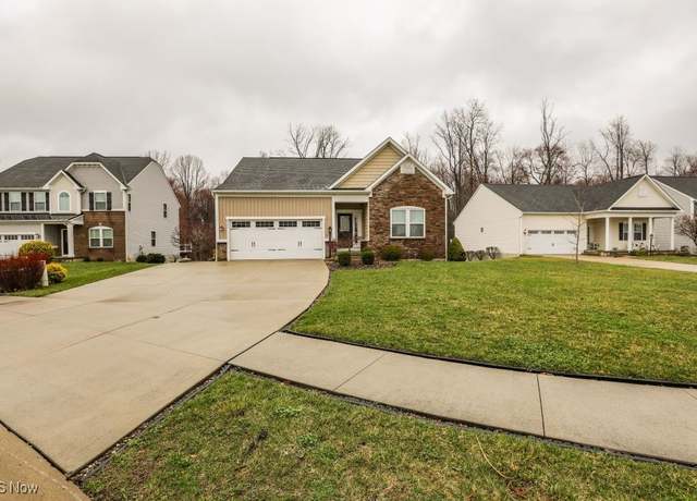 Property at 2319 Tart Cherry Ln, Ravenna, OH 44266, 3 beds, 3 baths