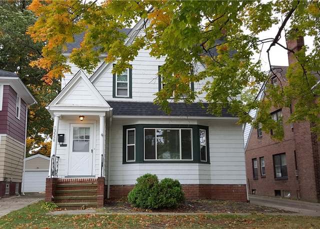 Property at 13558 Cedar Rd, University Heights, OH 44118, 3 beds, 2.5 baths
