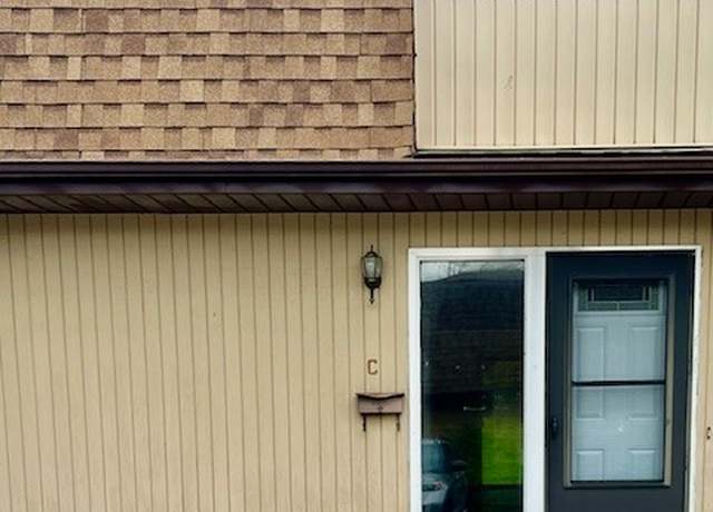 Property at 5223 Cline Rd, Kent, OH 44240, 2 beds, 1.5 baths