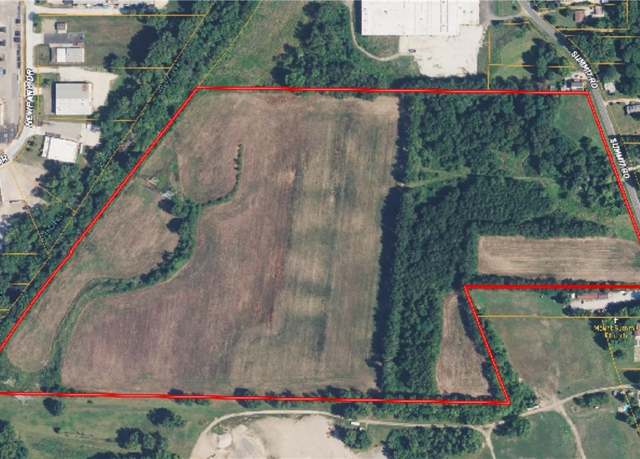 Property at 4044 Summit Rd, Barberton, OH 44203