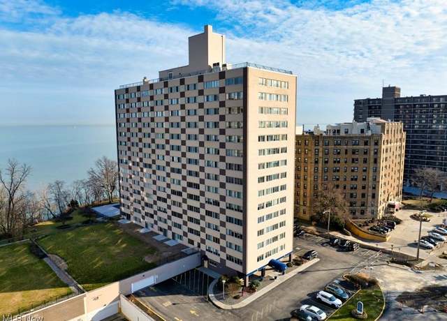 Property at 12520 Edgewater Dr #1610, Lakewood, OH 44107, 1 bed, 1 bath