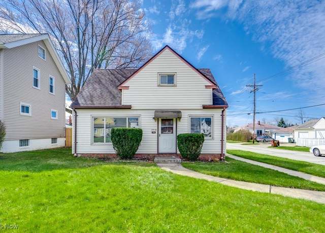 Property at 7719 Newport Ave, Parma, OH 44129, 3 beds, 1 bath