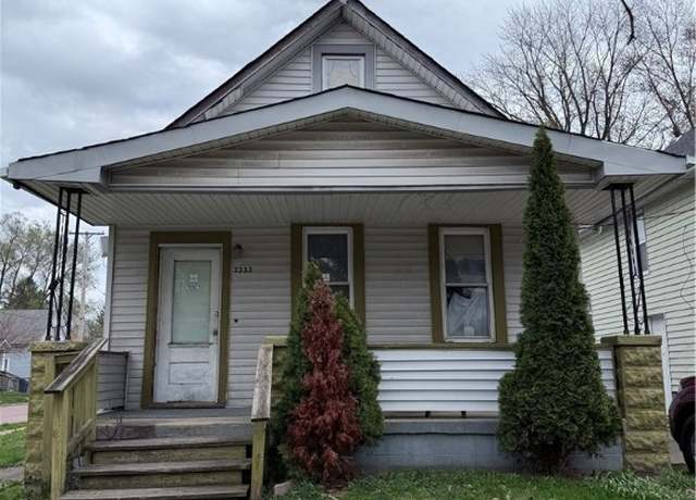 Property at 3333 W 58th St, Cleveland, OH 44102, 2 beds, 1 bath