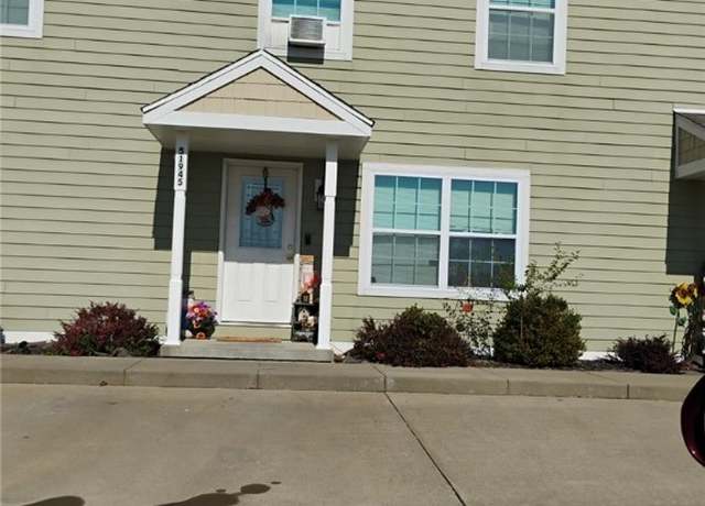 Property at 51945 William Ln, St. Clairsville, OH 43950, 2 beds, 2.5 baths