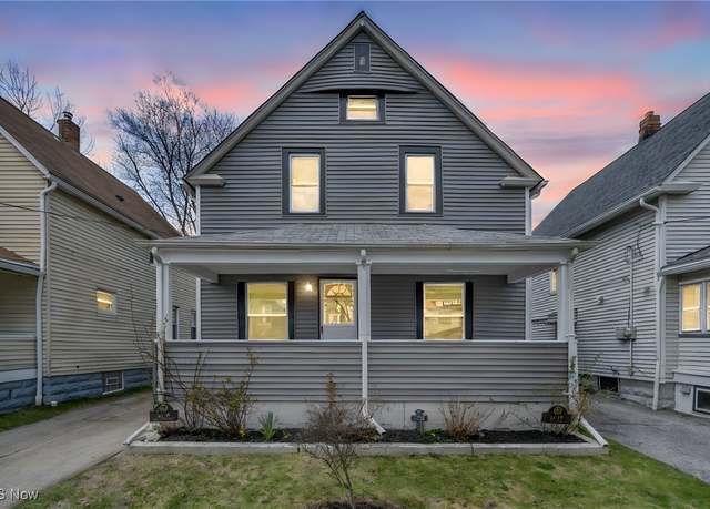 Property at 3112 W 100th St, Cleveland, OH 44111, 4 beds, 2.5 baths