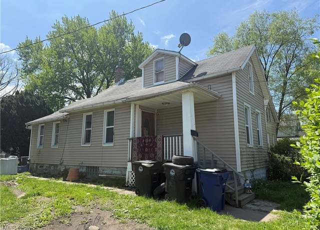 Property at 3343 Erin Ave, Cleveland, OH 44113, 2 beds, 1 bath