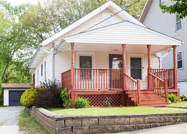 Property at 1393 Honodle Ave, Akron, OH 44305, 3 beds, 1 bath