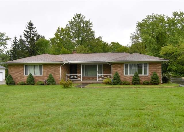 Property at 7265 Spanghurst Dr, Walton Hills, OH 44146, 4 beds, 2.5 baths