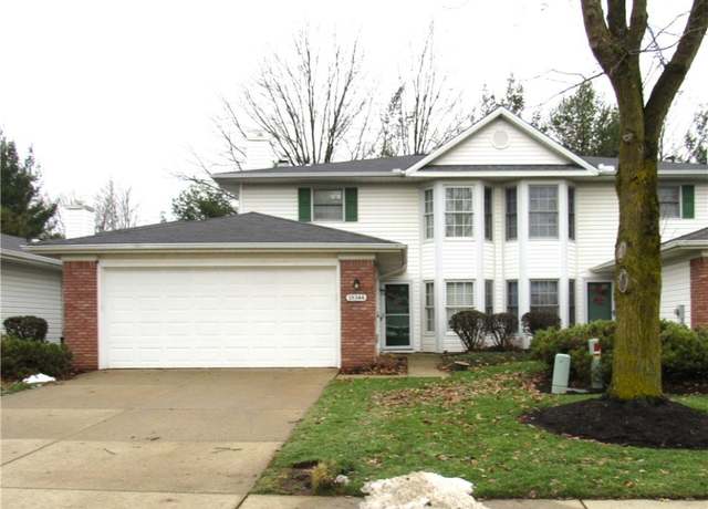Property at 18344 Woodside Crossings S, Strongsville, OH 44149, 3 beds, 2.5 baths