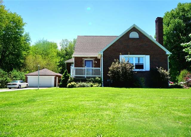 Property at 4054 E Center Usr 20 St, Conneaut, OH 44030, 4 beds, 3 baths