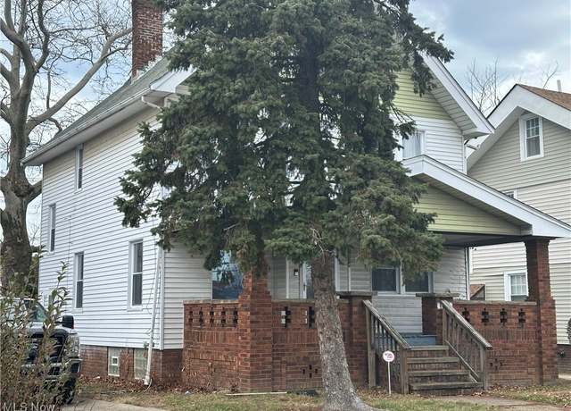 Property at 1574 S Taylor Rd, Cleveland Heights, OH 44118, 4 beds, 1 bath