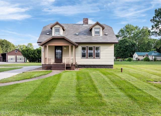 Property at 3158 Hayne Rd, Akron, OH 44312, 3 beds, 1 bath
