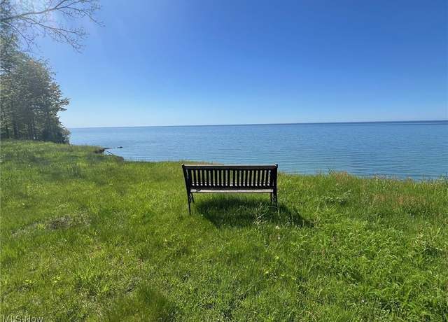 Property at 3225 Lake Rd, Conneaut, OH 44030
