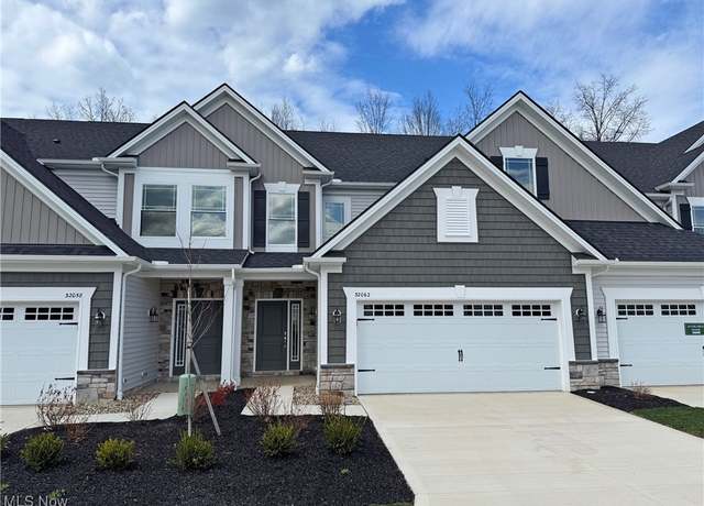 Property at 32062 Tuscan Ln Unit L-4, Avon Lake, OH 44012, 3 beds, 2.5 baths