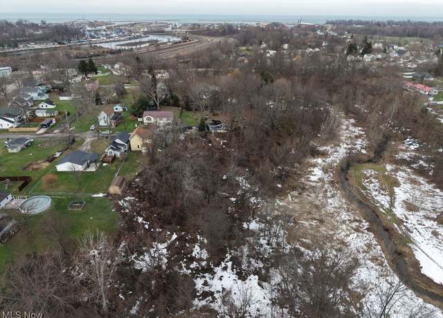 Property at E 18th St, Ashtabula, OH 44004