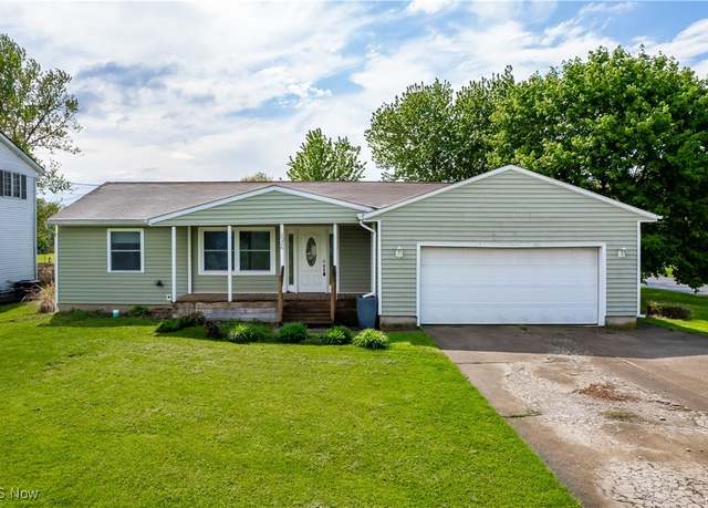 Property at 1226 Elm St, Grafton, OH 44044, 3 beds, 1.5 baths