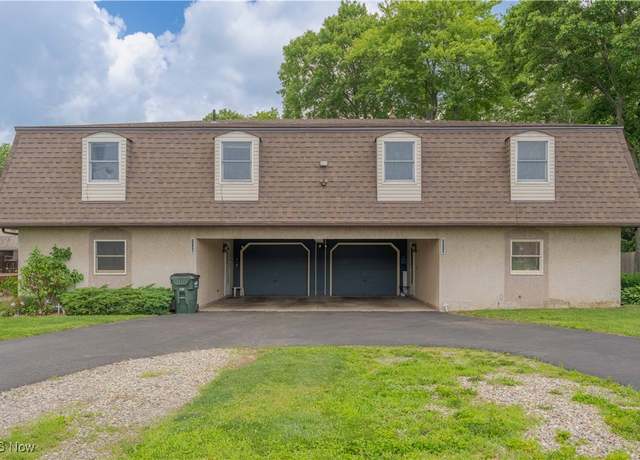 Property at 1715 High St, Louisville, OH 44641, 6 beds, 3 baths