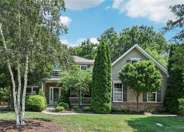 Property at 301 Balthazar Cir, Avon Lake, OH 44012, 4 beds, 3.5 baths