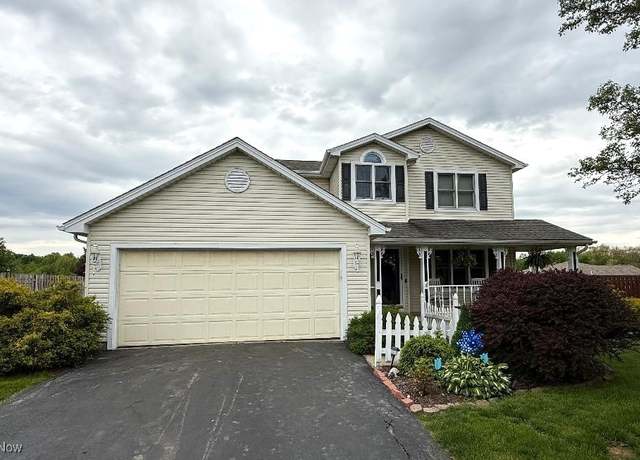 Property at 3570 Meander Reserve Cir, Canfield, OH 44406, 3 beds, 2.5 baths