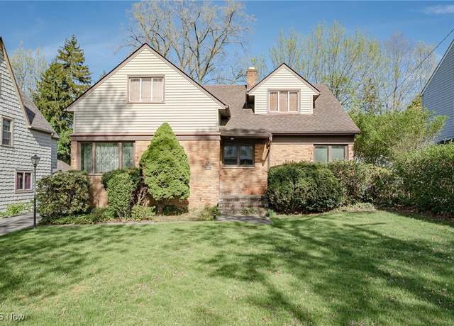 Property at 2451 Eaton Rd, University Heights, OH 44118, 3 beds, 1.5 baths