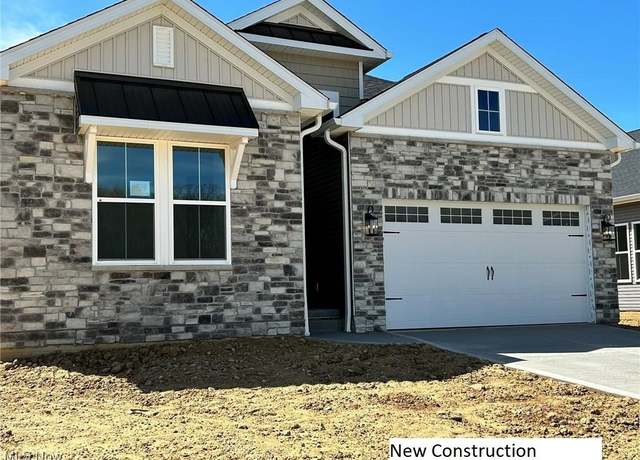 Property at 8929 Camden Rd NW, Massillon, OH 44646, 3 beds, 2 baths