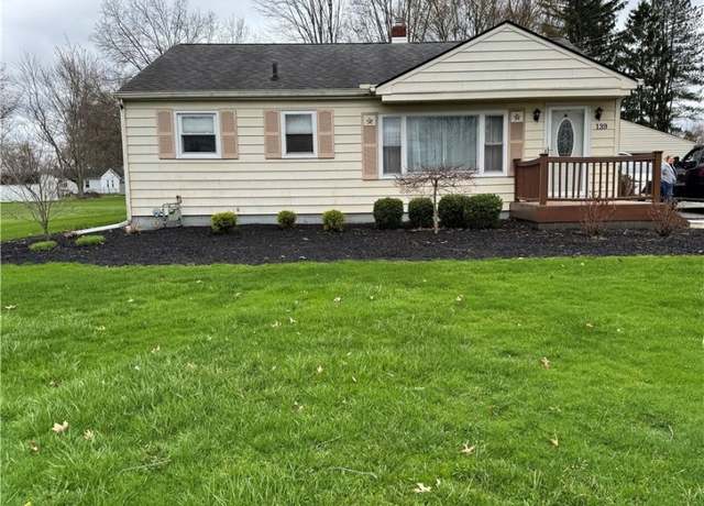 Property at 139 Durst Dr NW, Warren, OH 44483, 3 beds, 1.5 baths