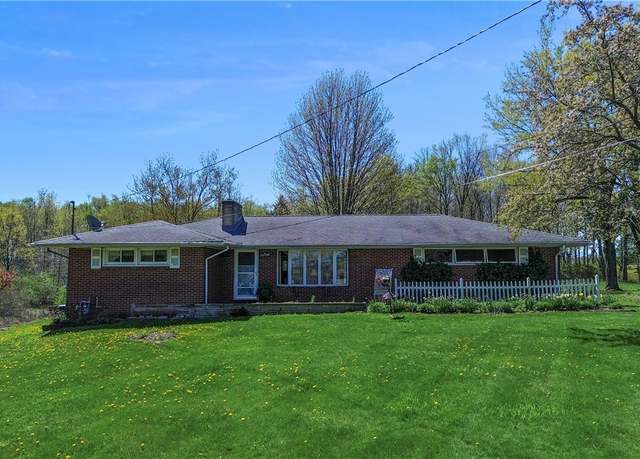 Property at 10245 Springfield Rd, Poland, OH 44514, 3 beds, 2 baths