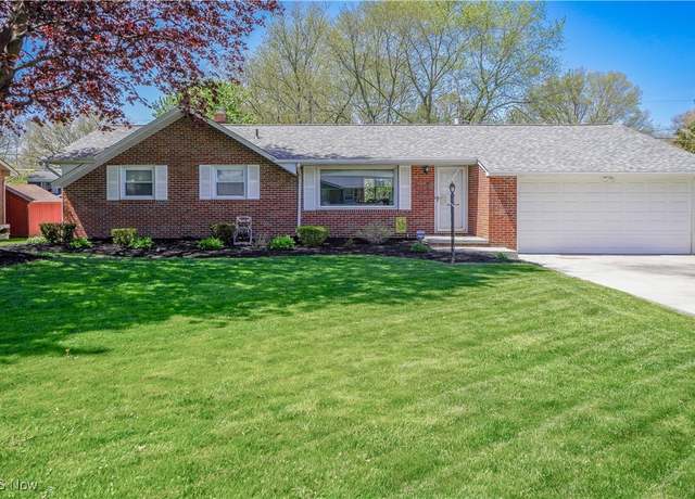 Property at 5333 Lindford Ave NE, Canton, OH 44705, 3 beds, 3 baths