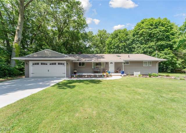 Property at 583 Knollwood Dr, Uniontown, OH 44685, 2 beds, 2 baths
