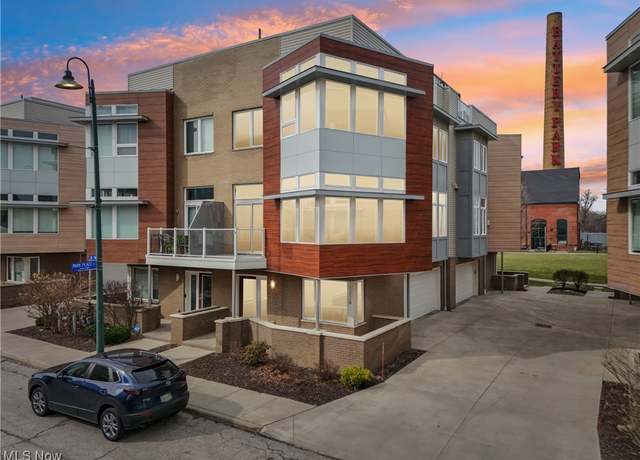 Property at 1228 W 74th St, Cleveland, OH 44102, 3 beds, 2.5 baths
