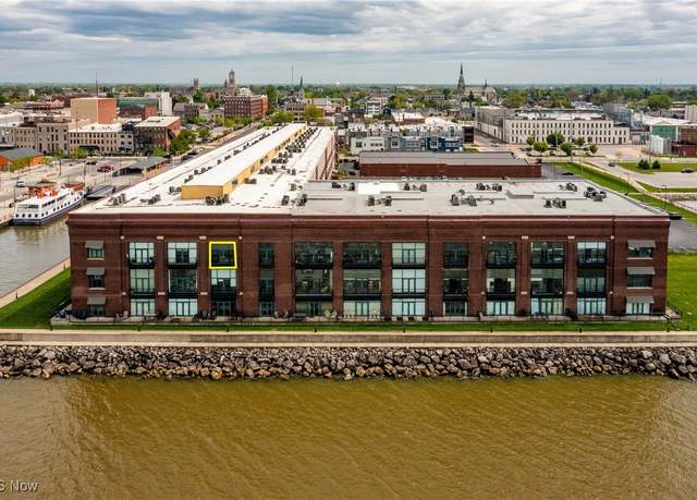 Property at 401 W Shoreline Dr #357, Sandusky, OH 44870, 3 beds, 3 baths