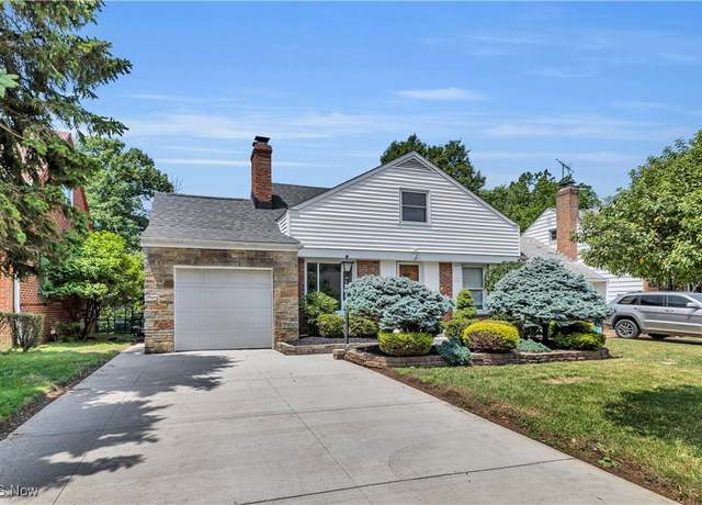 Property at 1870 E 225th St, Euclid, OH 44117, 3 beds, 2 baths