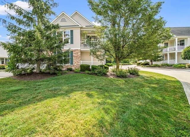 Property at 327 E Legend Ct Unit C, Highland Heights, OH 44143, 2 beds, 2 baths
