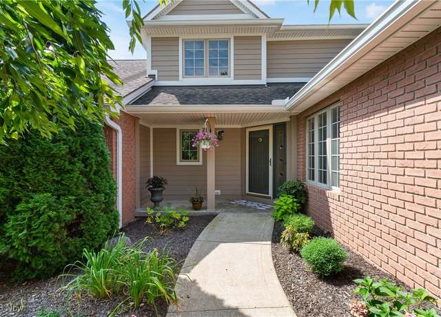 Property at 6322 Augusta Ave NW, Canton, OH 44718, 3 beds, 3.5 baths