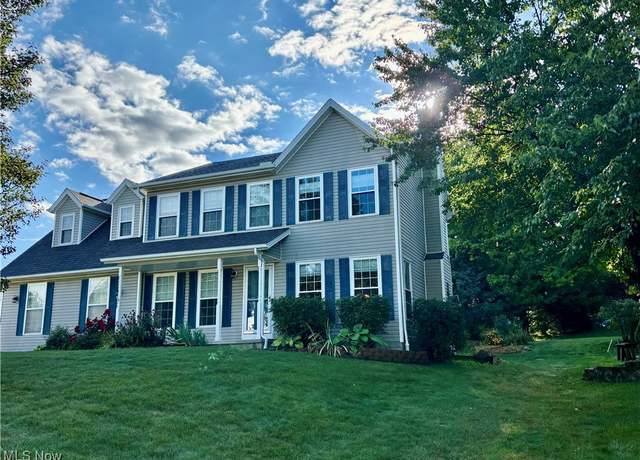Property at 2868 Aaron Dr, Medina, OH 44256, 4 beds, 2.5 baths