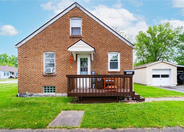 Property at 1037 Francis Ave SE, Warren, OH 44484, 3 beds, 1 bath
