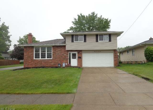 Property at 2841 Bowmen Ln, Parma, OH 44134, 3 beds, 1.5 baths