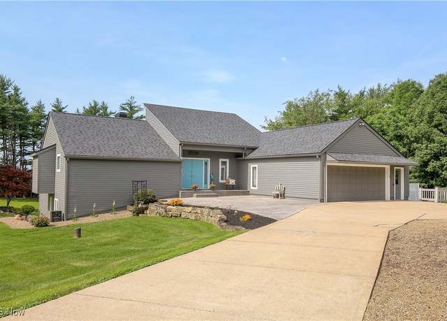 Property at 13645 Salem Church St NE, Paris, OH 44669, 3 beds, 3 baths