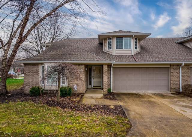Property at 107 Furnace Run Dr, Akron, OH 44307, 2 beds, 2.5 baths